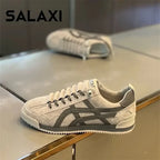 Tênis slip-on de lona branca respirável para homens