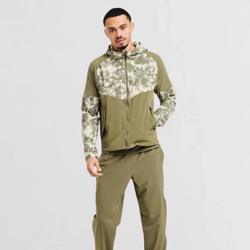 Conjunto de Treino NK Miler Tracksuit +BRINDE: 3 Pares Meia NK Cano Alto 🔥Black Friday🔥